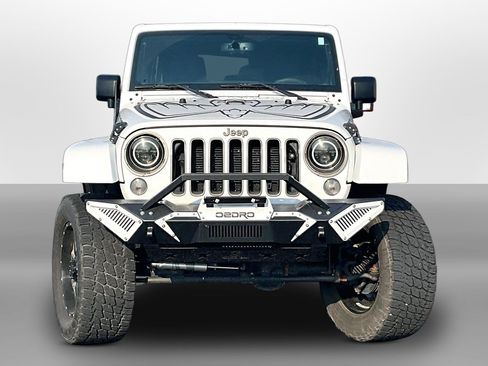 Used 2018 Jeep Wrangler Unlimited Sport AWD/4WD image 3