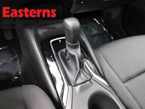 Used 2025 Toyota Corolla LE image 13