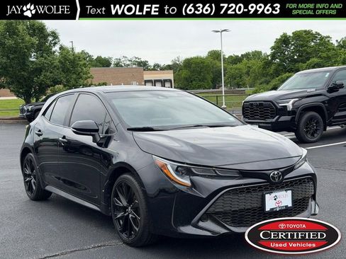 Used 2021 Toyota Corolla SE FWD image 1