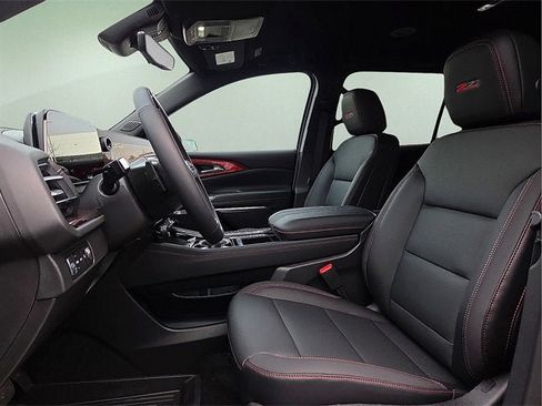 New 2026 Chevrolet Traverse Z71 w/ Enhanced Driving Package image 17