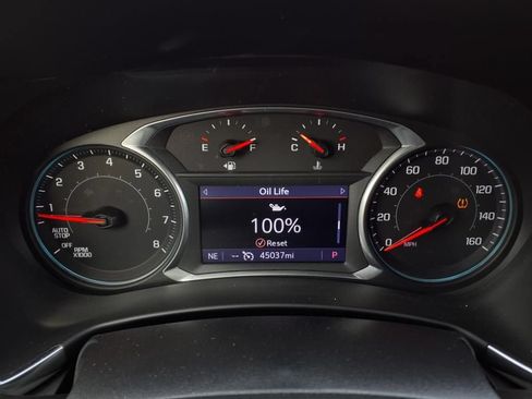 Used 2022 Chevrolet Equinox Premier FWD image 25