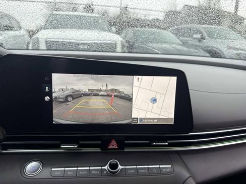 Certified 2024 Hyundai Elantra SEL w/ Convenience Package image 24