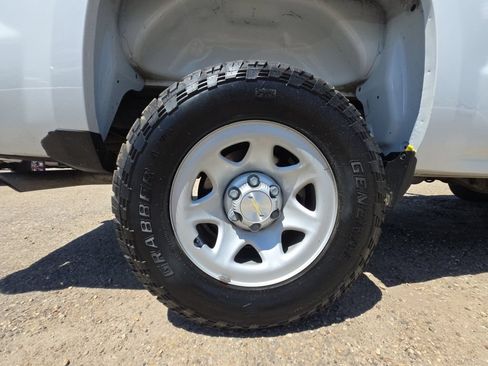 Used 2017 Chevrolet Silverado 1500 W/T w/ WT Convenience Package AWD/4WD image 27