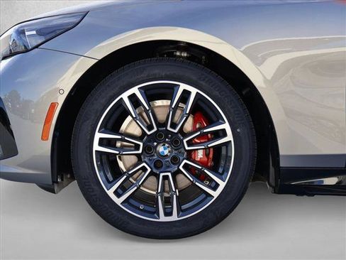 New 2027 BMW 530i xDrive w/ M Sport Package AWD/4WD image 10