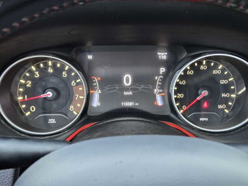 Used 2020 Jeep Compass Trailhawk AWD/4WD image 17
