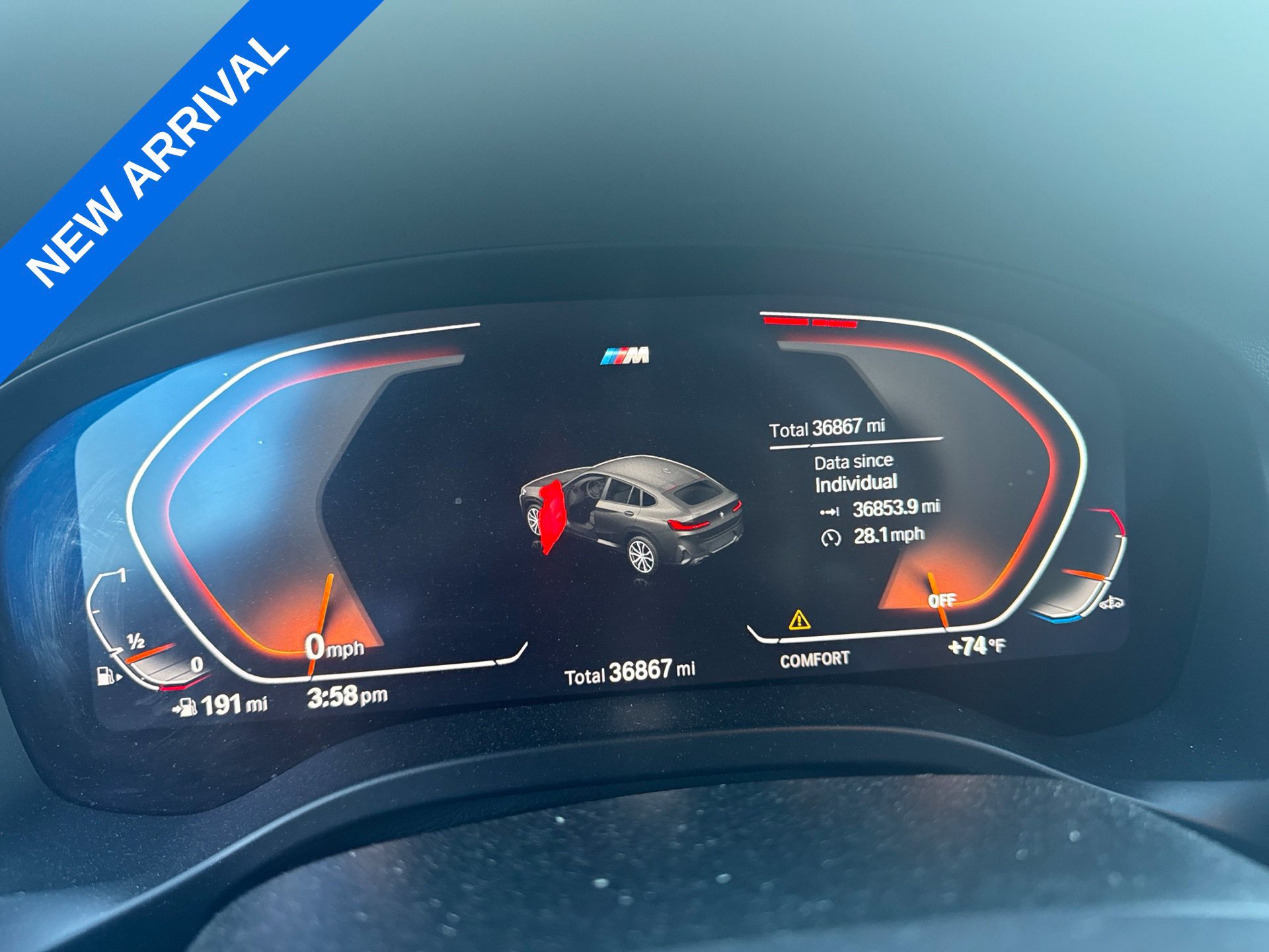 Used 2024 BMW X4 xDrive30i w/ M Sport Package AWD/4WD image 7