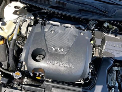 Used 2016 Nissan Maxima 3.5 SL FWD image 34