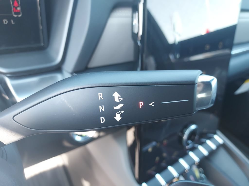 New 2027 GMC Terrain Elevation w/ LPO, Floor Liner Package AWD/4WD image 25