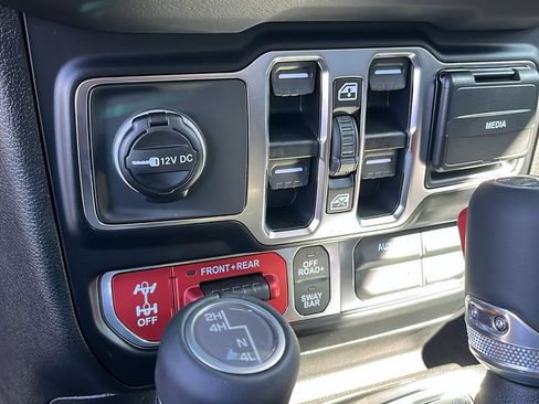 New 2026 Jeep Gladiator Rubicon AWD/4WD image 16