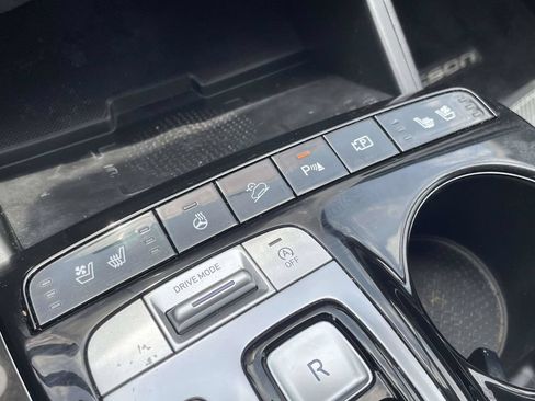 Used 2022 Hyundai Tucson Limited FWD image 21