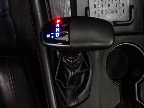 Used 2025 Dodge Durango GT AWD/4WD image 19