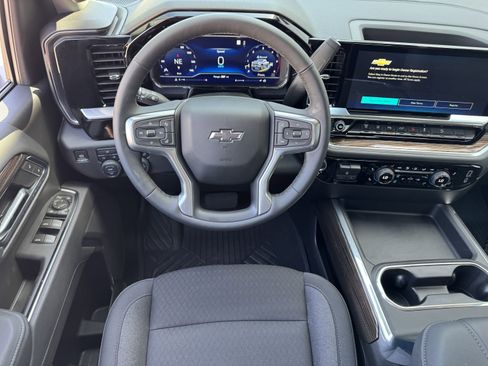 New 2025 Chevrolet Silverado 2500 LT w/ Trail Boss Package image 18