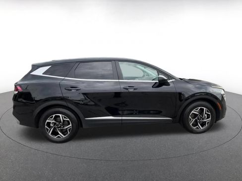 Used 2025 Kia Sportage LX FWD image 16