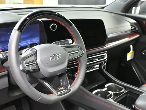 New 2026 Chevrolet Traverse RS w/ LPO, Floor Liner Package image 22