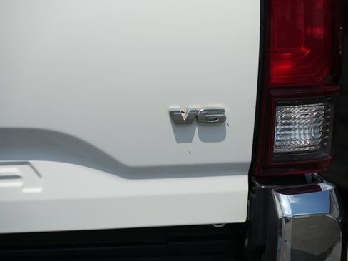 Used 2023 Toyota Tacoma SR5 RWD image 10