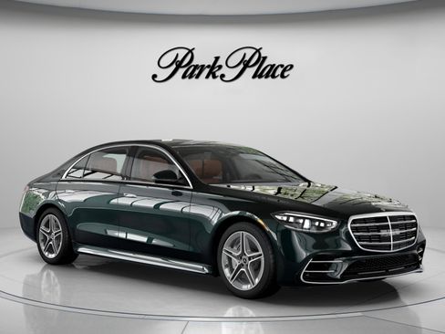 New 2026 Mercedes-Benz S 580 4MATIC Sedan image 32