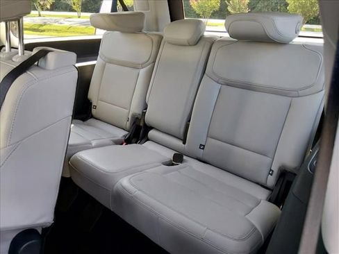 Used 2025 Ford Expedition Max Platinum AWD/4WD image 16