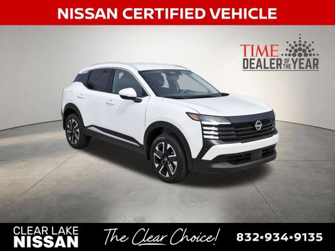 Certified 2025 Nissan Kicks SR FWD image 10