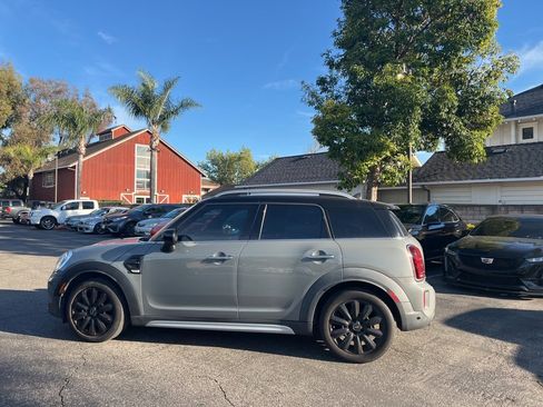 Used 2021 MINI Cooper Countryman image 4