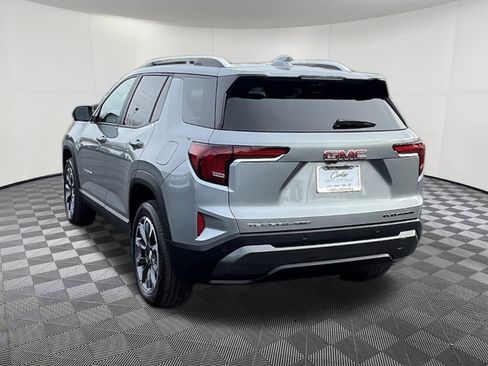 Used 2026 GMC Terrain Elevation w/ Elevation Premium Package image 4