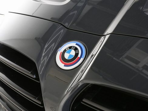 Used 2023 BMW M3 Competition w/ Executive Package image 3