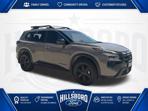 Used 2026 Nissan Rogue SV w/ Rock Creek Premium Package AWD/4WD image 4