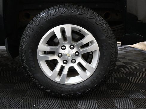 Used 2018 Chevrolet Silverado 1500 LT w/ All Star Edition image 35