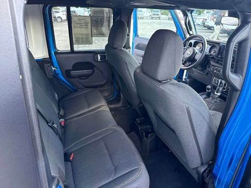 Used 2024 Jeep Wrangler Unlimited Sport AWD/4WD image 20