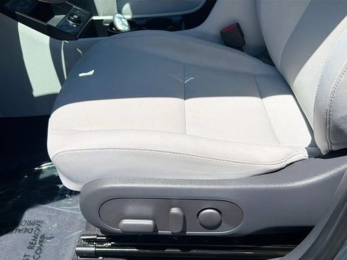 Used 2024 Hyundai Kona SEL FWD image 18