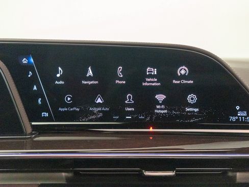 Used 2021 Cadillac Escalade Sport Platinum w/ Heavy-Duty Trailer Package AWD/4WD image 17