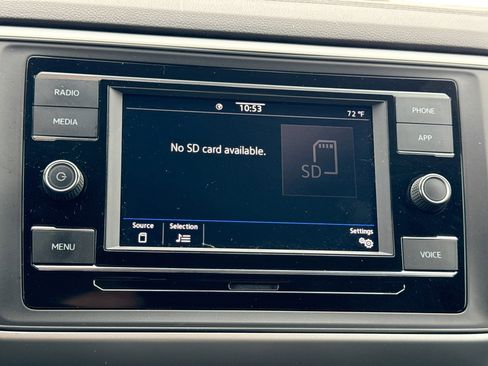 Used 2023 Volkswagen Atlas Cross Sport SE image 31