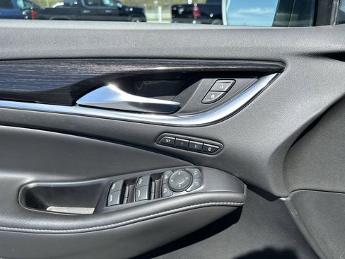 Used 2019 Buick Enclave Avenir w/ Avenir Technology Package image 13