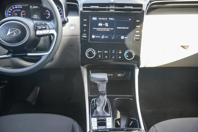 Used 2022 Hyundai Tucson SEL AWD/4WD image 16