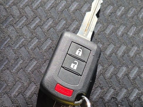 Used 2023 Mitsubishi Eclipse Cross ES AWD/4WD image 33