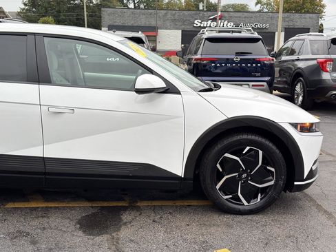 Used 2023 Hyundai Ioniq 5 SEL image 13