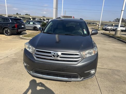 Used 2013 Toyota Highlander Base Plus image 5