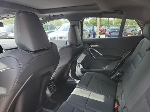 New 2026 BMW X2 xDrive28i w/ Convenience Package AWD/4WD image 9
