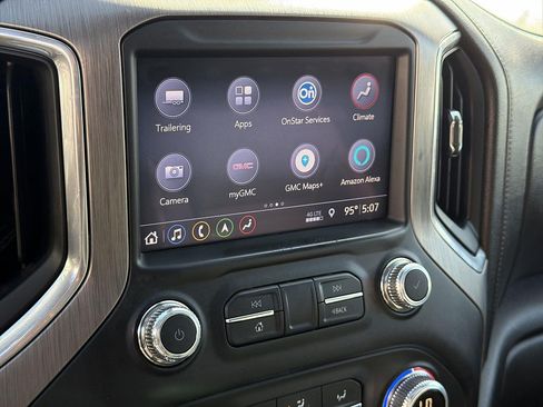 Used 2019 GMC Sierra 1500 Denali w/ Denali Ultimate Package AWD/4WD image 41