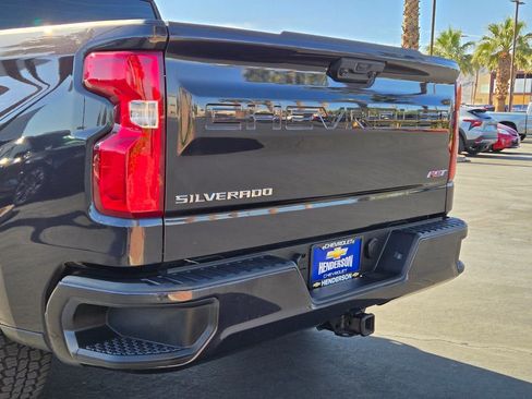 Used 2023 Chevrolet Silverado 1500 RST RWD image 5