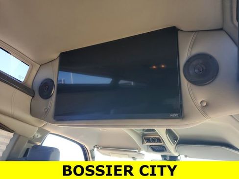 Used 2022 GMC Savana 2500 Extended w/ Enhanced Convenience Package image 13