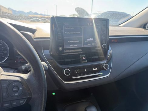 Used 2022 Toyota Corolla LE FWD image 21