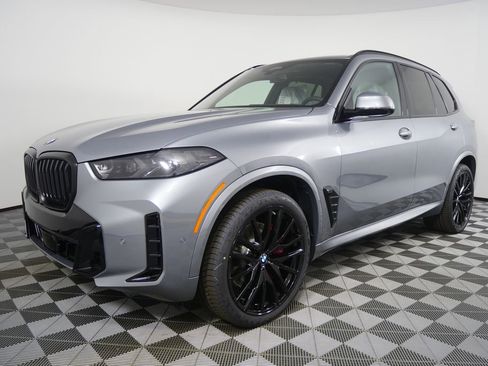 Used 2026 BMW X5 xDrive40i w/ M Sport Package AWD/4WD image 7
