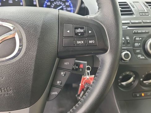 Used 2012 MAZDA MAZDA3 i Touring image 23