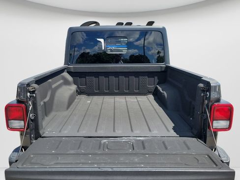 Used 2020 Jeep Gladiator Sport w/ Quick Order Package 24S AWD/4WD image 9