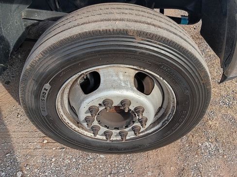 Used 2018 RAM 5500 Tradesman w/ Power & Remote Entry Group image 21