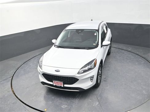 Used 2022 Ford Escape SEL image 21