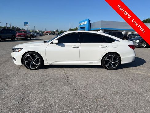 Used 2020 Honda Accord Sport image 2