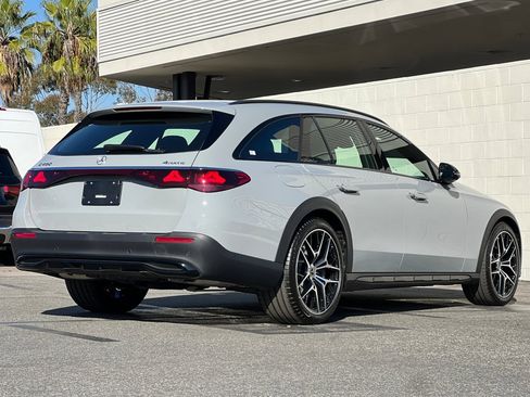 New 2026 Mercedes-Benz E 450 4MATIC All-Terrain Wagon image 5