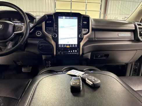 Used 2024 RAM 2500 Laramie image 13