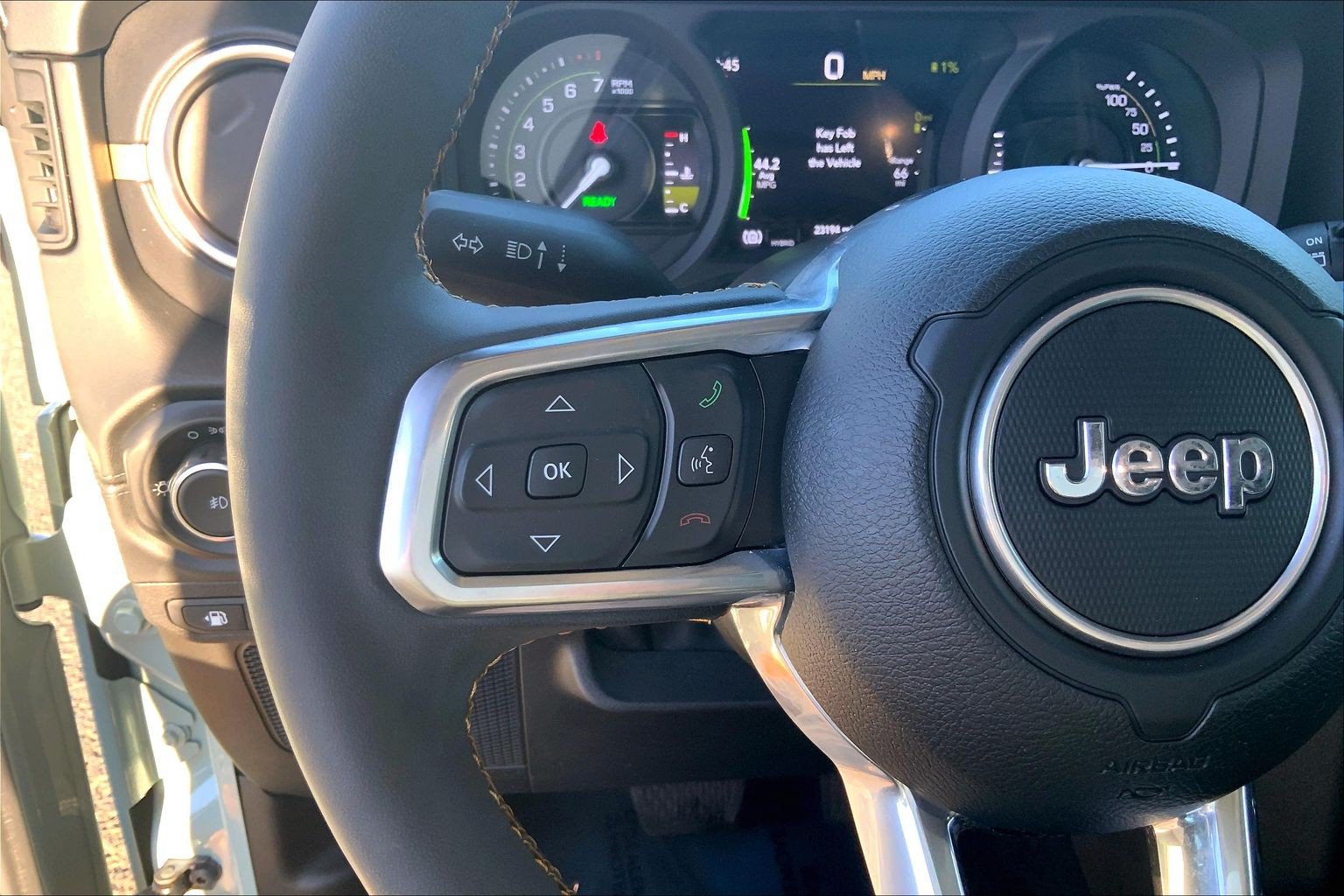 Certified 2024 Jeep Wrangler Unlimited Sahara w/ Safety Group AWD/4WD image 23